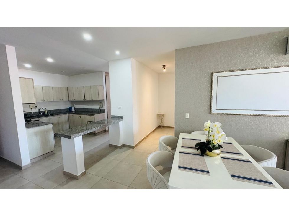 BAJO DE PRECIO SE VENDE APARTAMENTO AMPLIO RIOMAR — foto 2