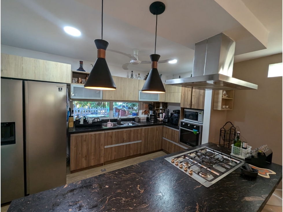 SE VENDE CASA INDEPENDIENTE AMPLIA Y REMODELADA CIUDAD JARDIN — foto 4
