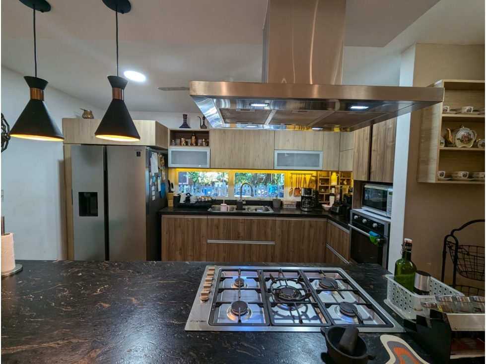 SE VENDE CASA INDEPENDIENTE AMPLIA Y REMODELADA CIUDAD JARDIN — foto 5
