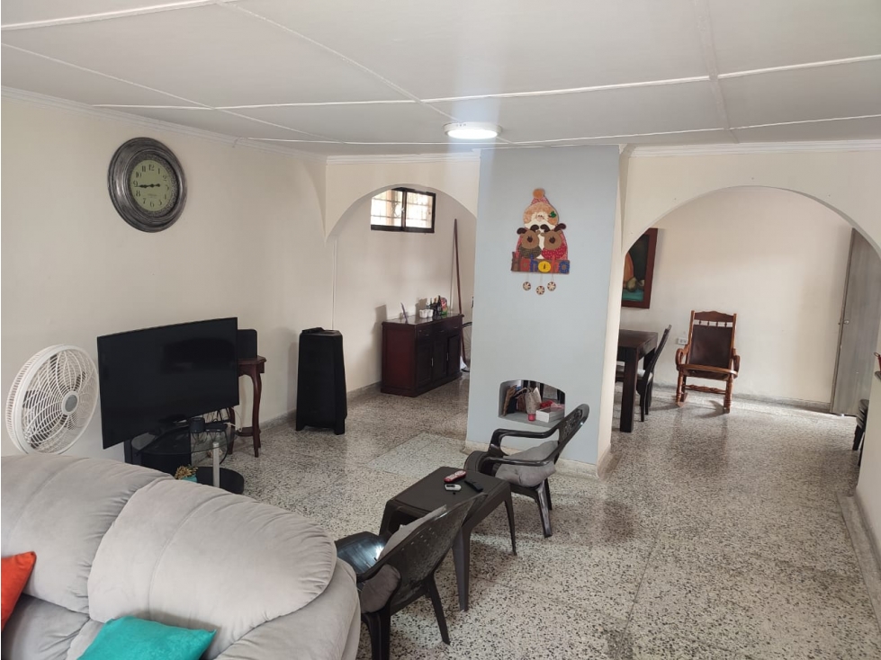 EXCELENTE PRECIO CASA INDEPENDIENTE ESQUINA EN EL SILENCIO