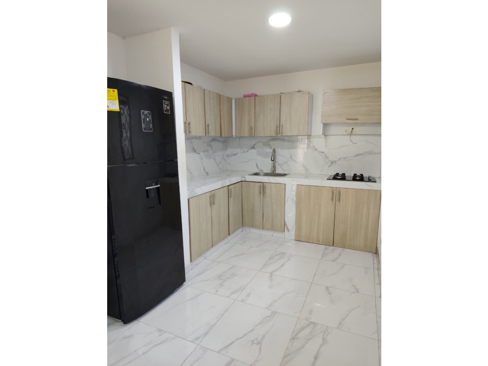 ¡OPORTUNIDAD POR MOTIVO DE VIAJE! CASA REMODELADA EN PORVENIR — foto 6