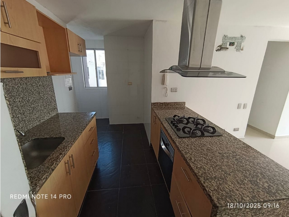 OPORTUNIDAD SE VENDE APARTAMENTO VILLA CAROLINA SOMBRA — foto 2