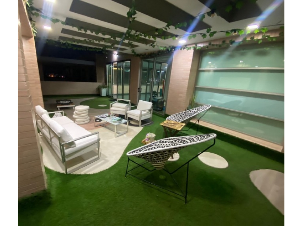 SE VENDE CASA DE LUJO EN VILLA CAMPESTRE