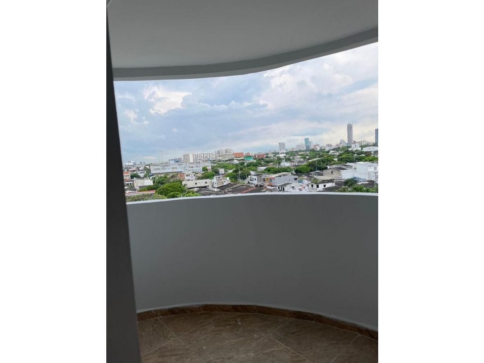 SE VENDE AMPLIO APARTAMENTO EN SAN AMRINO CERCA VILLA CAROLINA — foto 3