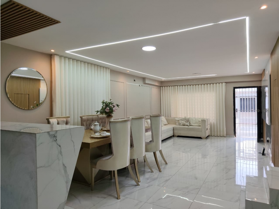 ¡OPORTUNIDAD POR MOTIVO DE VIAJE! CASA REMODELADA EN PORVENIR — foto 4