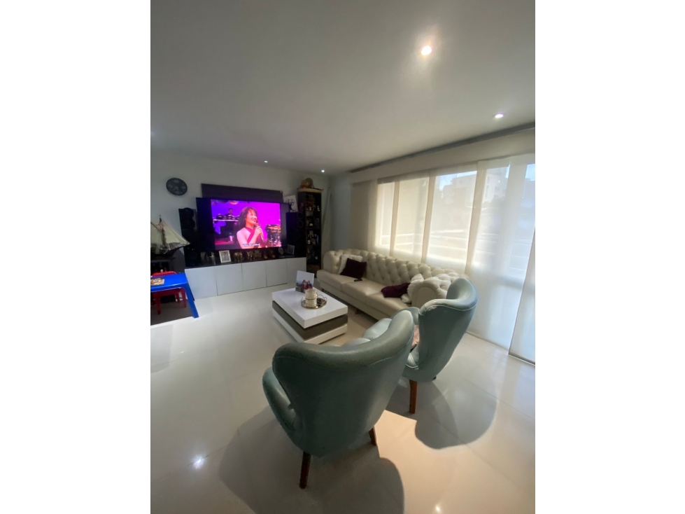 SE VENDE APARTAMENTO EN CIUDAD JARDIN