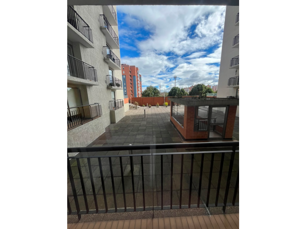 Apartamento en arriendo Alameda santafe — foto 2