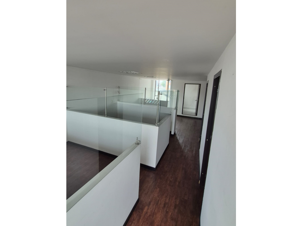 Oficina en arriendo