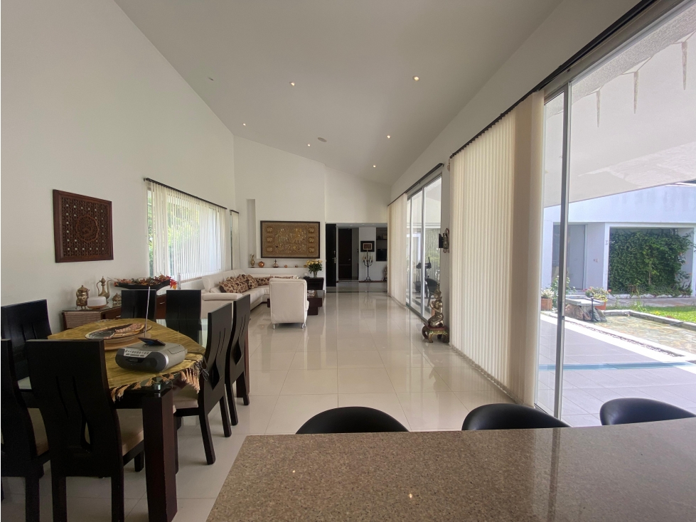 CASA CAMPESTRE UN SOLO NIVEL. 2500 M2 $1'800.000.000 — foto 3