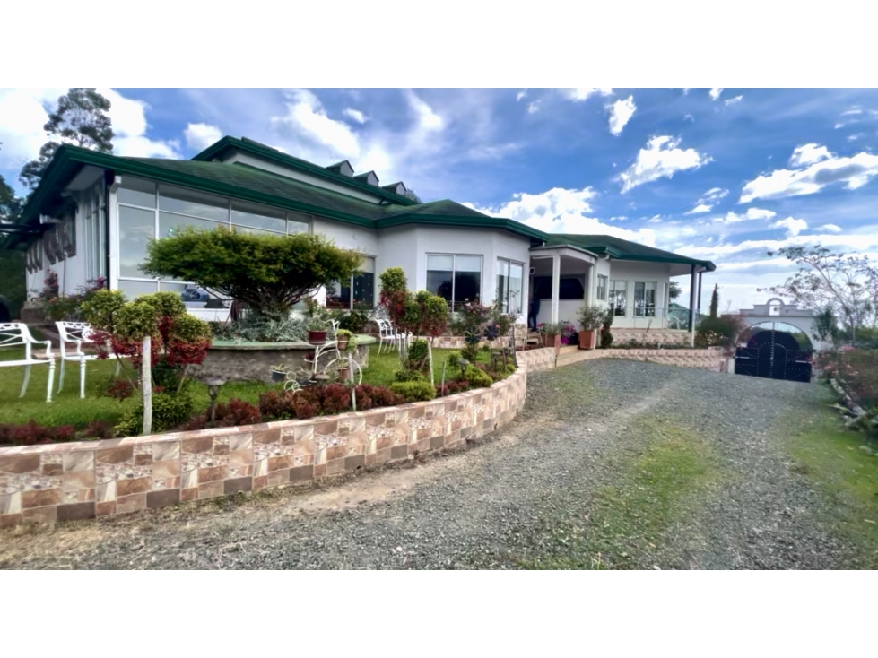 EXTRAORDINARIA CASA DE CAMPO. 12.800 M2 , 700 M2 CONSTRUIDOS. CIRCASIA — foto 6