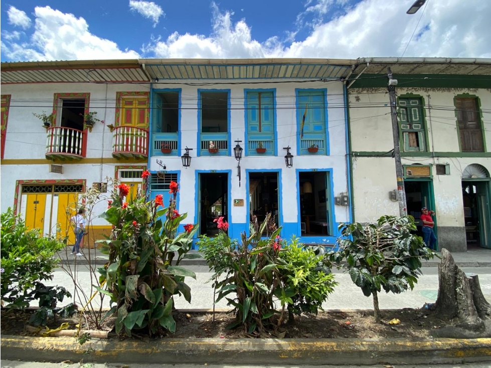 VENTA HERMOSA CASA CAFE -HOSTAL. PIJAO - 5