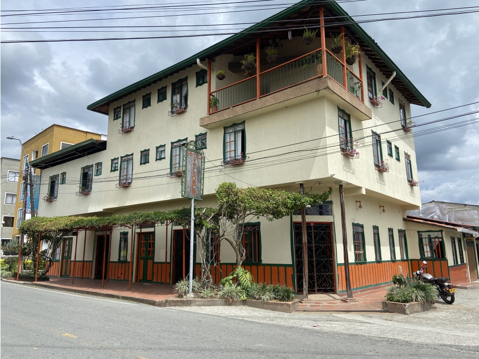 VENTA DE HOTEL EN MONTENEGRO QUINDIO - 4