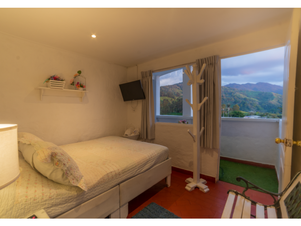 VENTA HERMOSO HOTEL SALENTO 16 HABITACIONES - 5