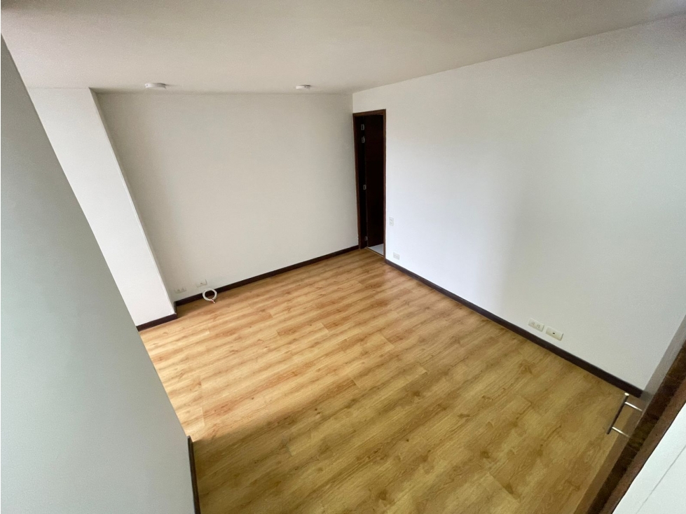 VENTA APARTAMENTO 76 M2 BARRIO LA CASTELLANA — foto 5