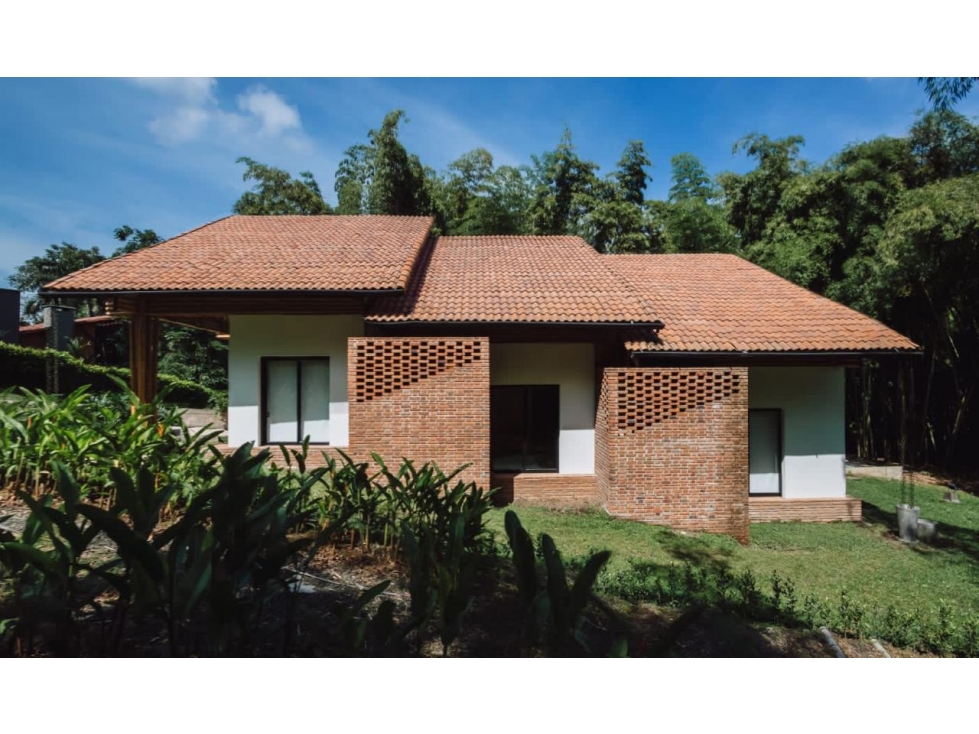 VENTA CASA CAMPESTRECDE LUJO PEREIRA 2041 M2 — foto 4