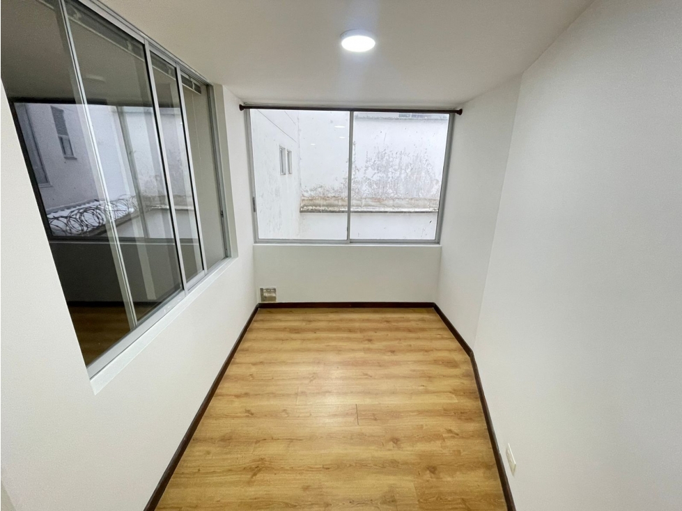 VENTA APARTAMENTO 76 M2 BARRIO LA CASTELLANA — foto 3