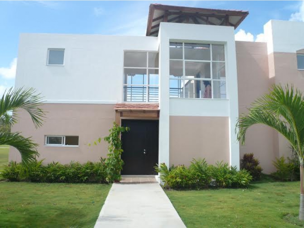 Venta: Espectacular Townhouse en Decameron Resort