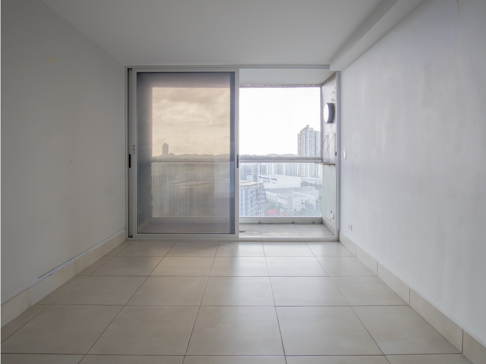 REMATE , VENTA DE APARTAMENTO EN BETANIA , PH SKY POINT. — foto 2