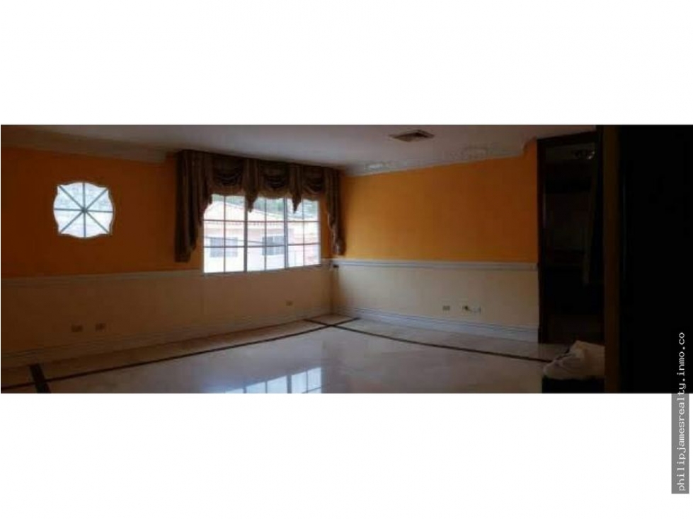 Venta: Hermosa casa en Colonias Fuente del Fresno, Condado del Rey — foto 6