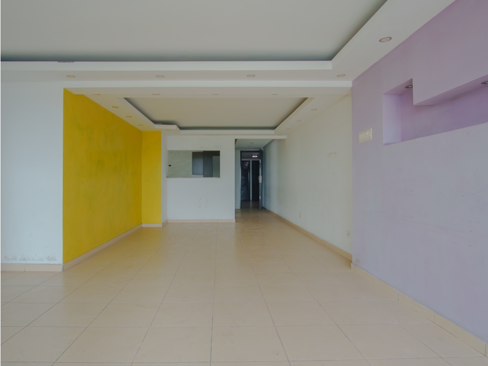 Venta: Reposeído en Constellation Tower — foto 2
