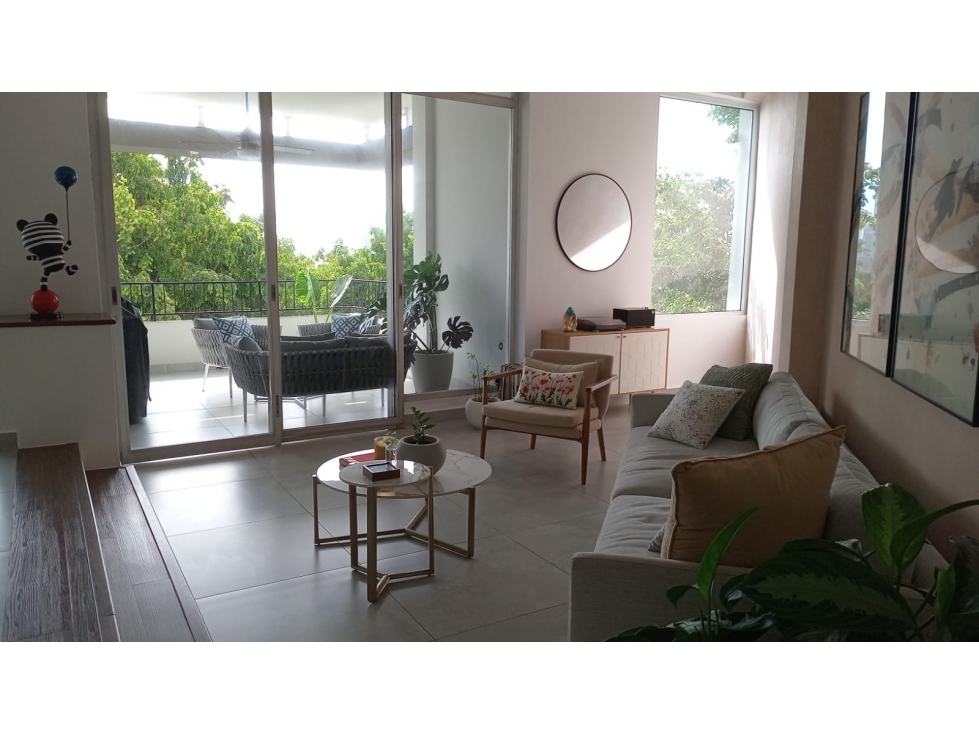 Venta de Casa con 3 pisos en Hato Pintado - 4