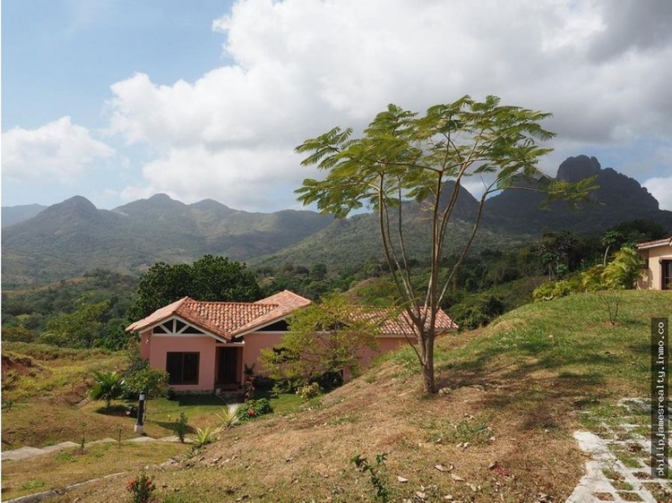 Venta: Casa de 3 recámaras en Trinity Hills Valley — foto 2