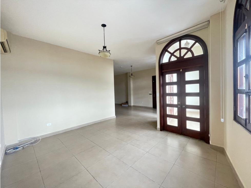 Alquiler de Apartamento en Casco Viejo