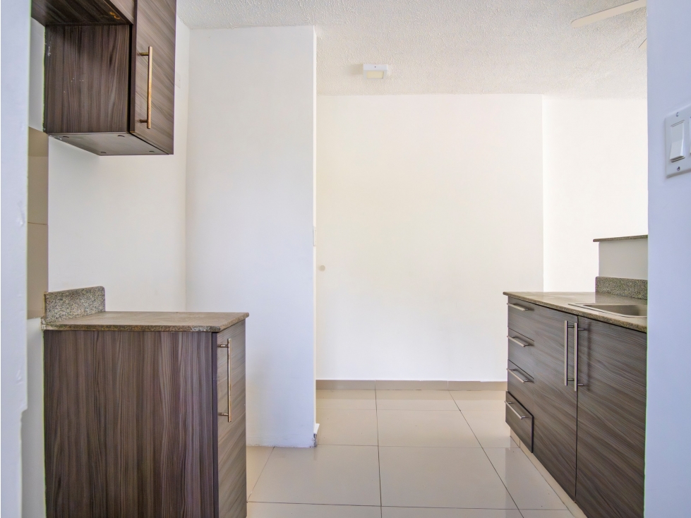 REMATE:VENTA DE APARTAMENTO EN RIO ABAJO PH CITY VIEW — foto 4