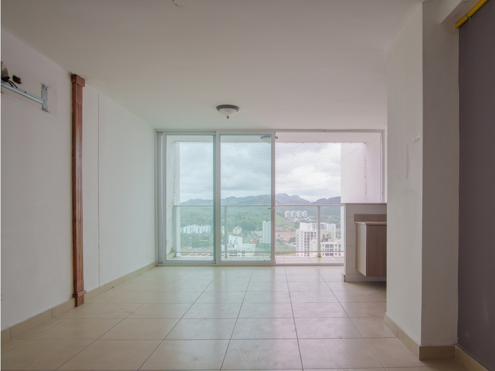 Venta: Reposeído en PH Kings Park en Condado del Rey
