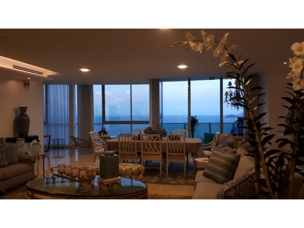 Venta de Apartamento en PH Allure, Bella Vista