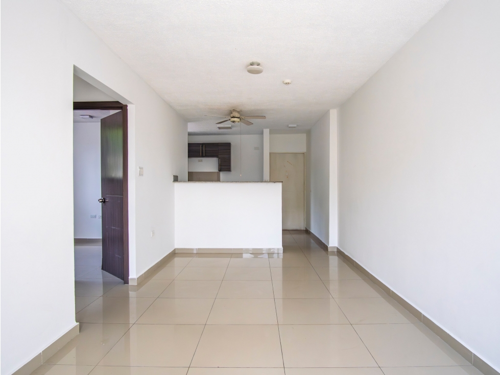 REMATE:VENTA DE APARTAMENTO EN RIO ABAJO PH CITY VIEW — foto 2