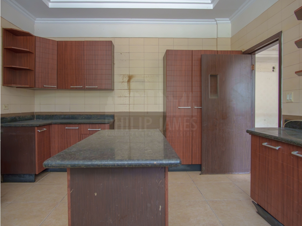 Remate: Venta de Casa en Condado de Rey: PH ALTOS DEL COUNTRY 2000 — foto 4