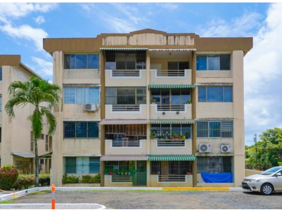 Se vende apartamento en Parque Lefevre, Ph Villas de Santa Elena