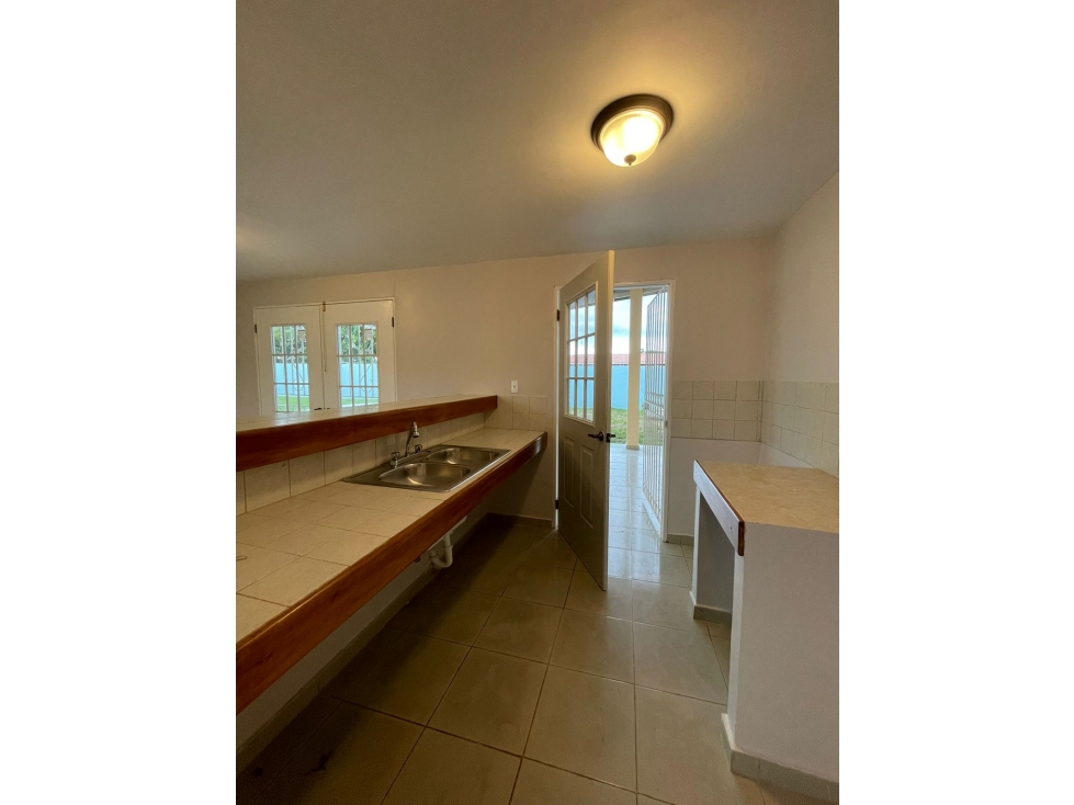 Propiedad con dos casas y una piscina en Antón. Casas en Antón - 4