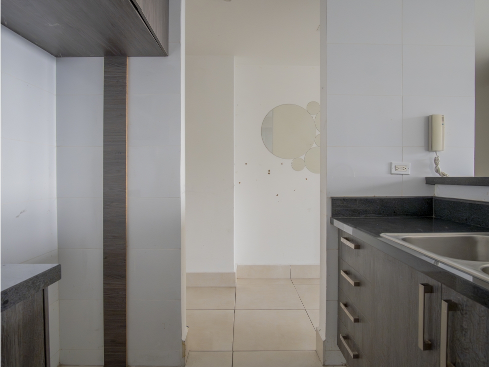 REMATE , VENTA DE APARTAMENTO EN BETANIA , PH SKY POINT. — foto 6