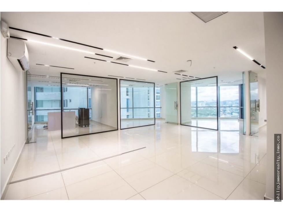 Venta: Oficinas en Financial Tower, Costa del Este