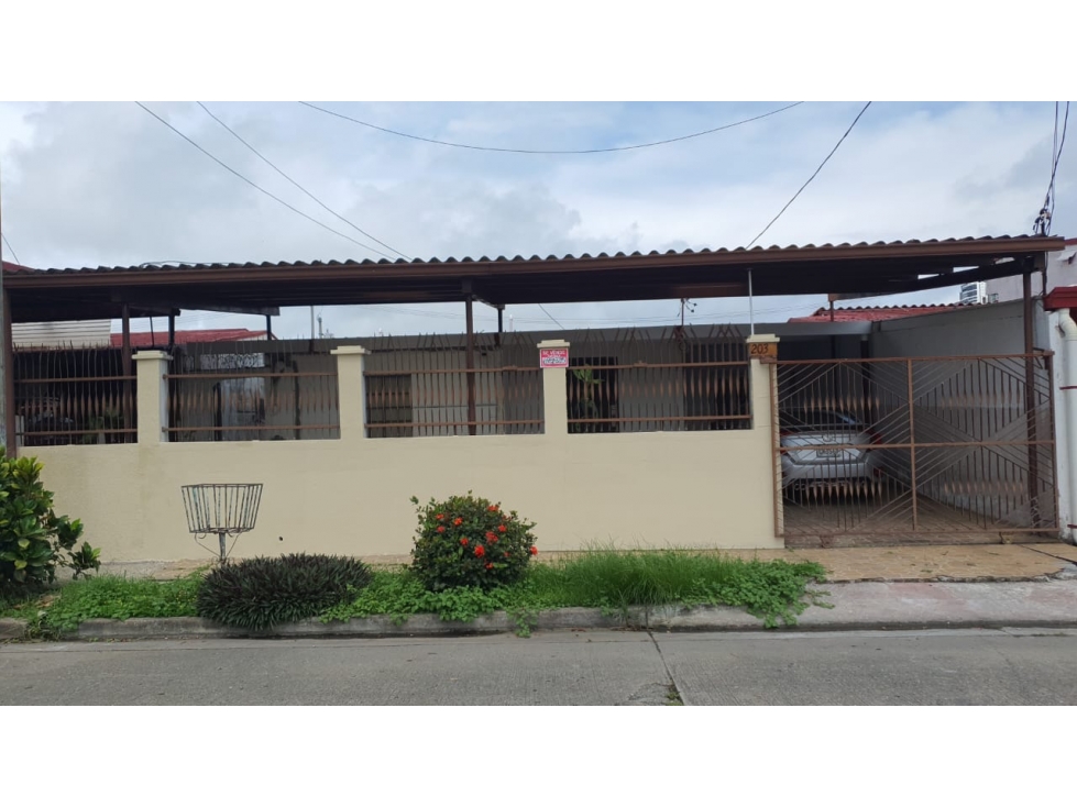 Venta de Casa en Urb. Nuevo Reparto, Parque Lefevre