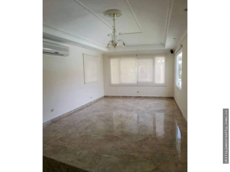Venta: Hermosa casa en Colonias Fuente del Fresno, Condado del Rey — foto 5