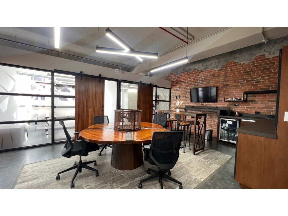 Venta de Oficina Amoblada en Obarrio, Kenex Plaza