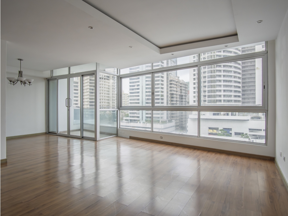 Venta de Apartamento en Avenida Balboa, PH Bayfront