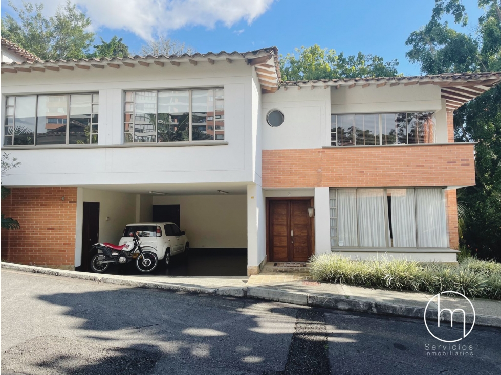 Hermosa Casa en El Poblado en La Cola del Zorro - 1