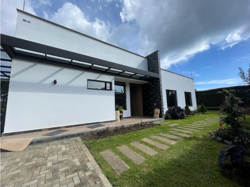 HERMOSA CASA PARA LA VENTA EN EL ALTO DE PALMAS SIN PEAJE - 2