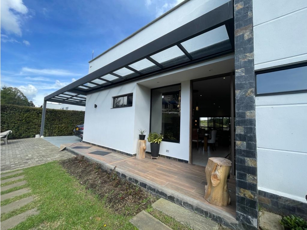 HERMOSA CASA PARA LA VENTA EN EL ALTO DE PALMAS SIN PEAJE - 3