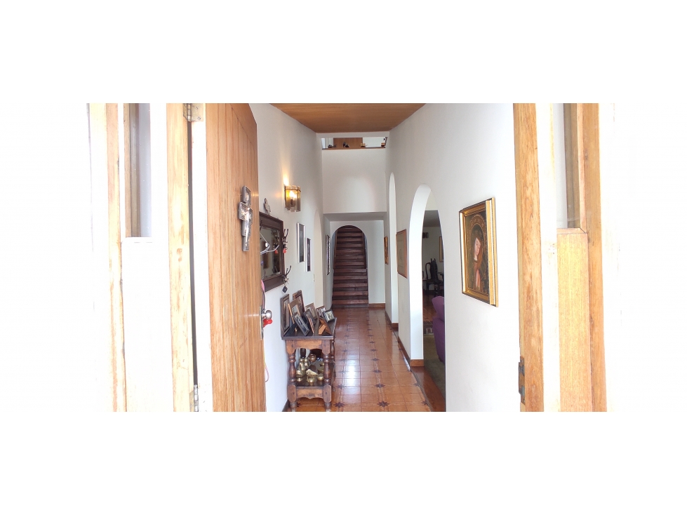 Casa en arriendo Cedritos 430 m2 - 1