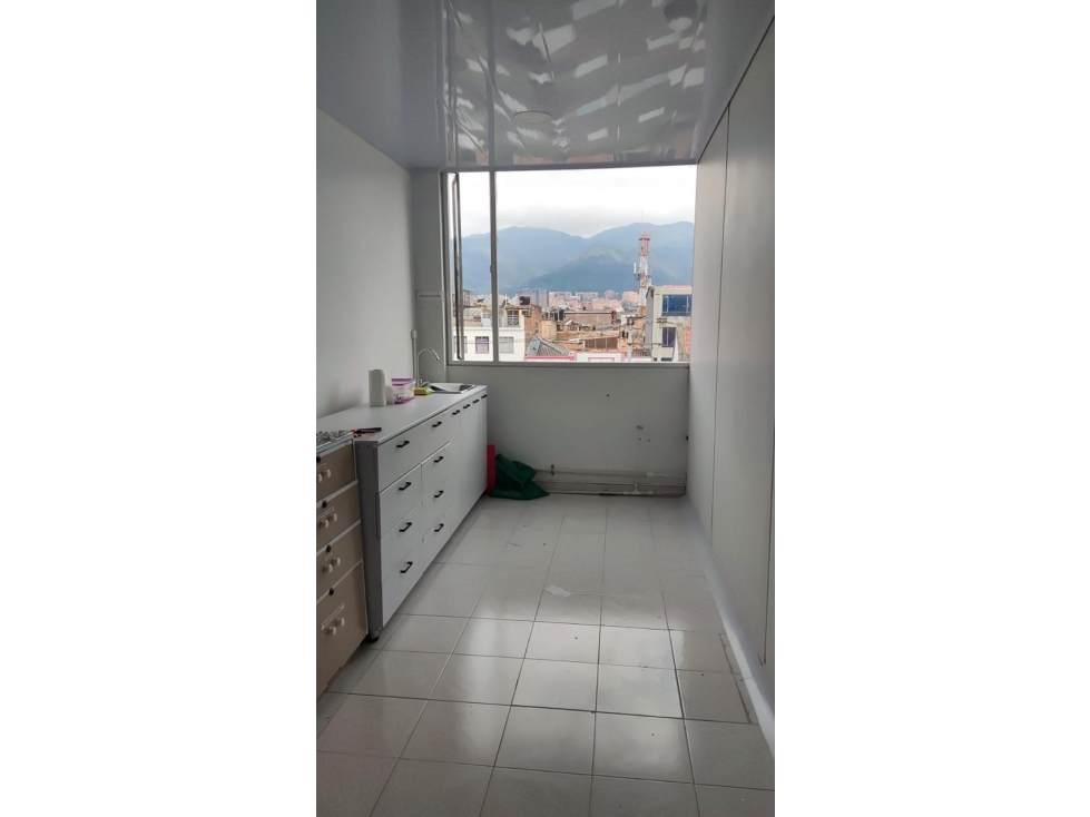 OFICINA O CONSULTORIO EN VENTA BARRIO 7 DE AGOSTO