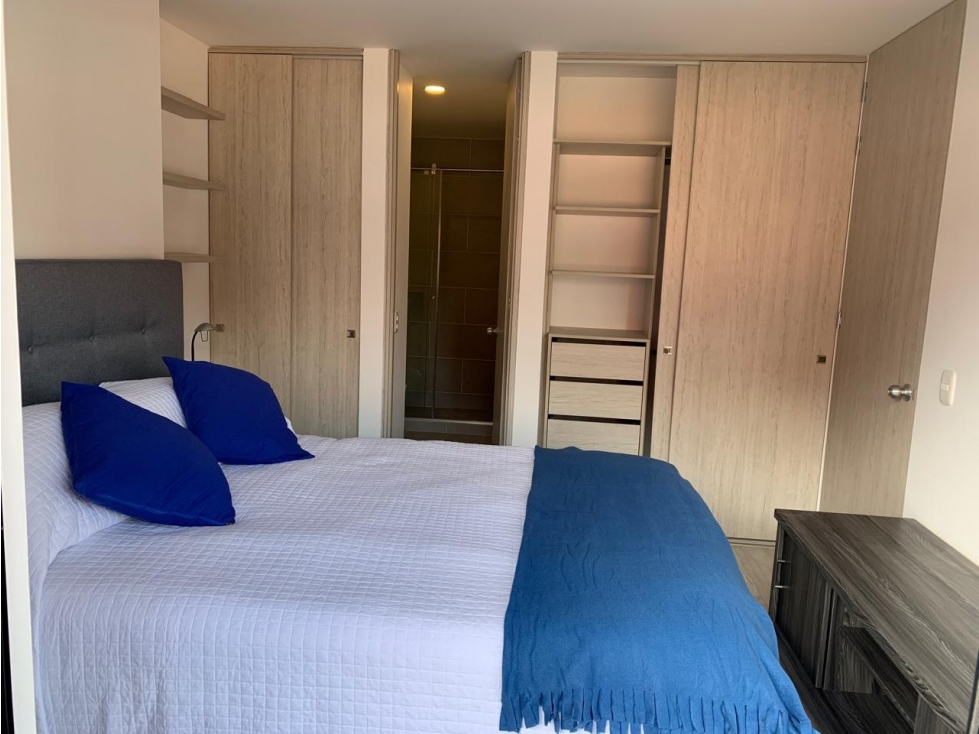 APARTAMENTO EN ARRIENDO SANTA BARBARA CENTRAL 50MT2, 1HAB, 2B, 1P — foto 2