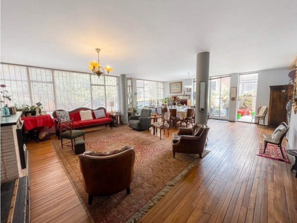 EN EL NOGAL -ARRIENDO- EN ED. VINTAGE ESTE BUEN APTO. REMODELADO.