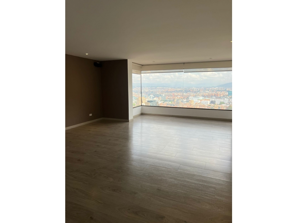 Apartamento en arriendo 350 m² piso 11 vista panorámica