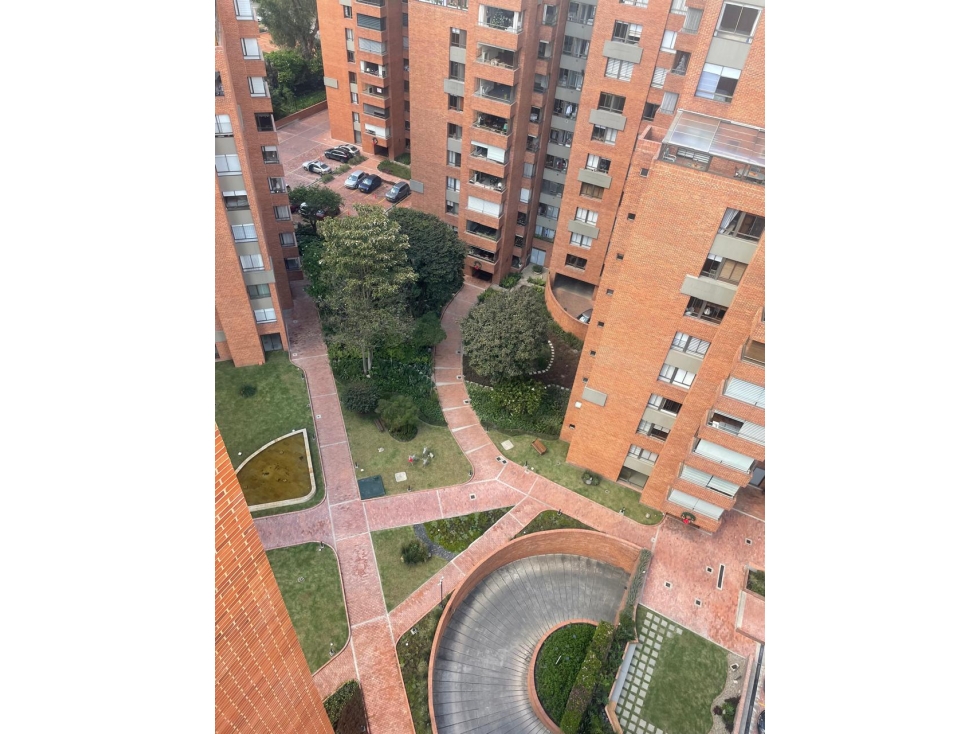 APARTAMENTO EN VENTA LA CAROLINA — foto 3