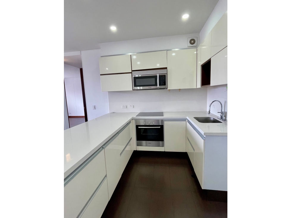 ARRIENDO -este bello Apto. en el Chicó. Calle 93ª con 17 - 1 hab. — foto 4
